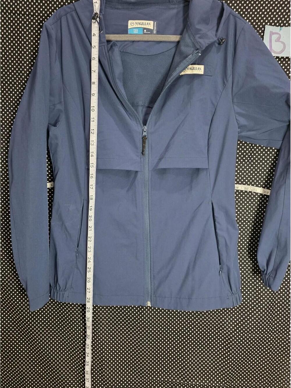 Magellan Outdoors Fish Gear Water-Repellent Hooded Jacket Blue Men's M Zip Mesh